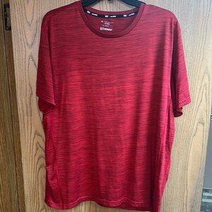 Tek Gear Red Short Sleeve Tee Athletic Fit